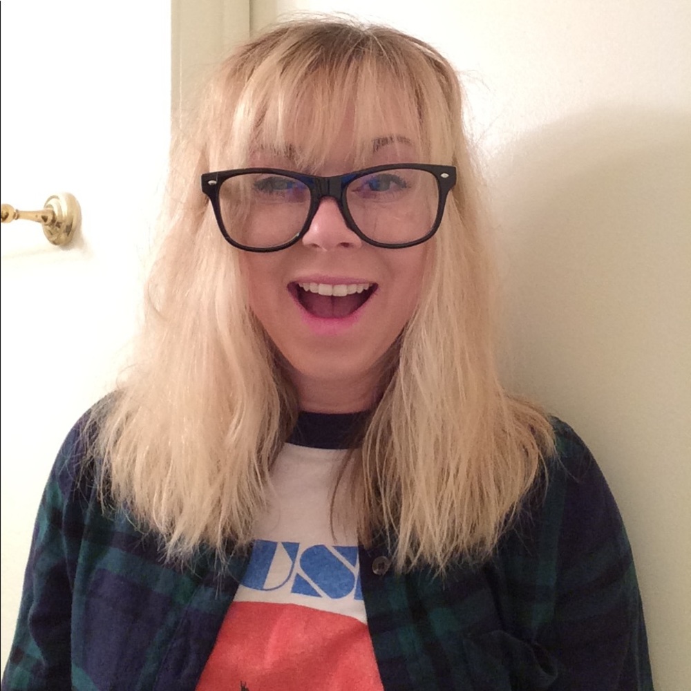 Meet your Posher, Leslie